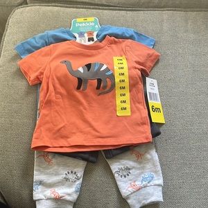 Baby Boy 4 pc set. 6M. Pekkle